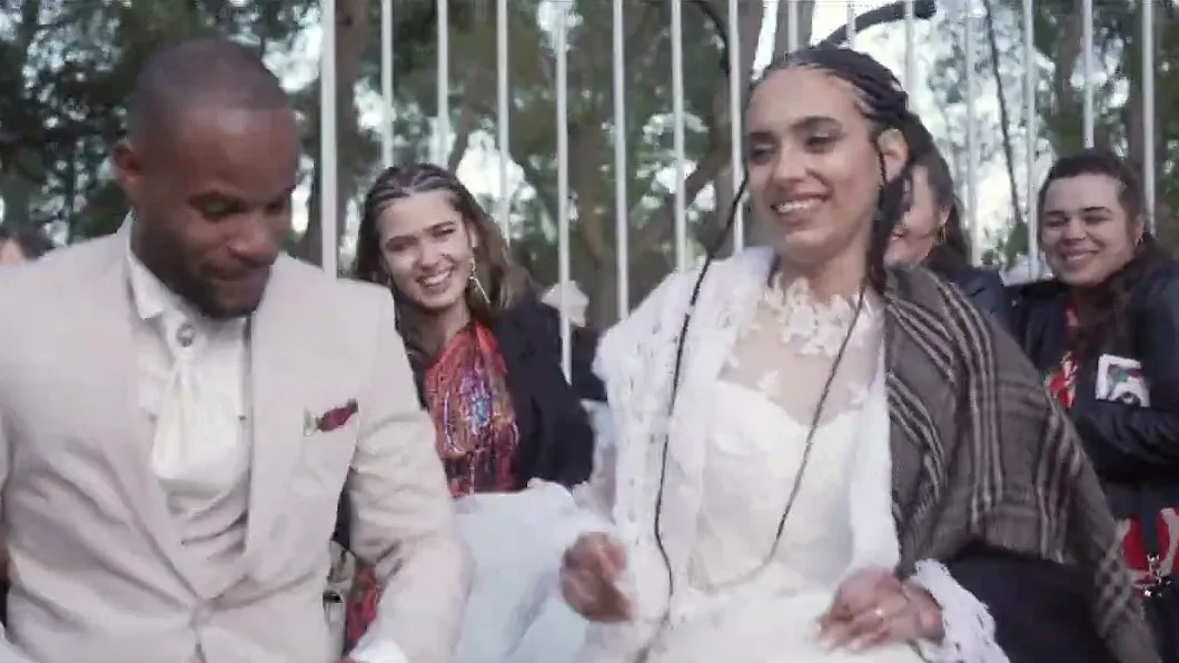 Film de mariage de Manon & Johary par Bastian Casaurang